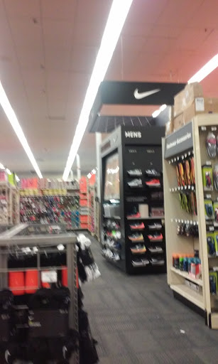 Sporting Goods Store «Academy Sports + Outdoors», reviews and photos, 1414 N Loop 336 W, Conroe, TX 77304, USA