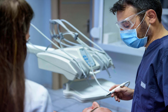 ΟΔΟΝΤΙΑΤΡΟΣ ΔΑΣΚΑΛΟΥ Γ. - ΣΑΛΙΓΚΑΡΑΣ Α. "DENTAL SOLUTIONS" - Καρδίτσα