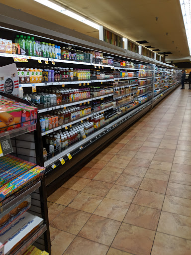 Grocery Store «Quality Food Center», reviews and photos, 1801 N 45th St, Seattle, WA 98103, USA