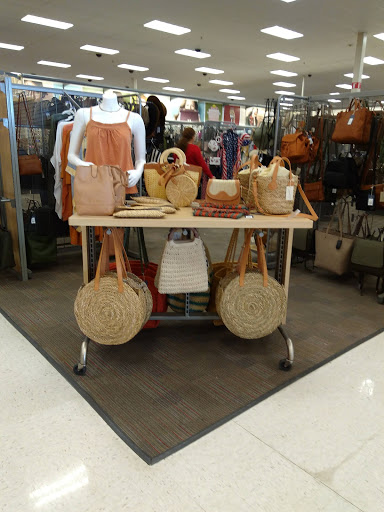 Department Store «Target», reviews and photos, 160 N Research Pl, Central Islip, NY 11722, USA