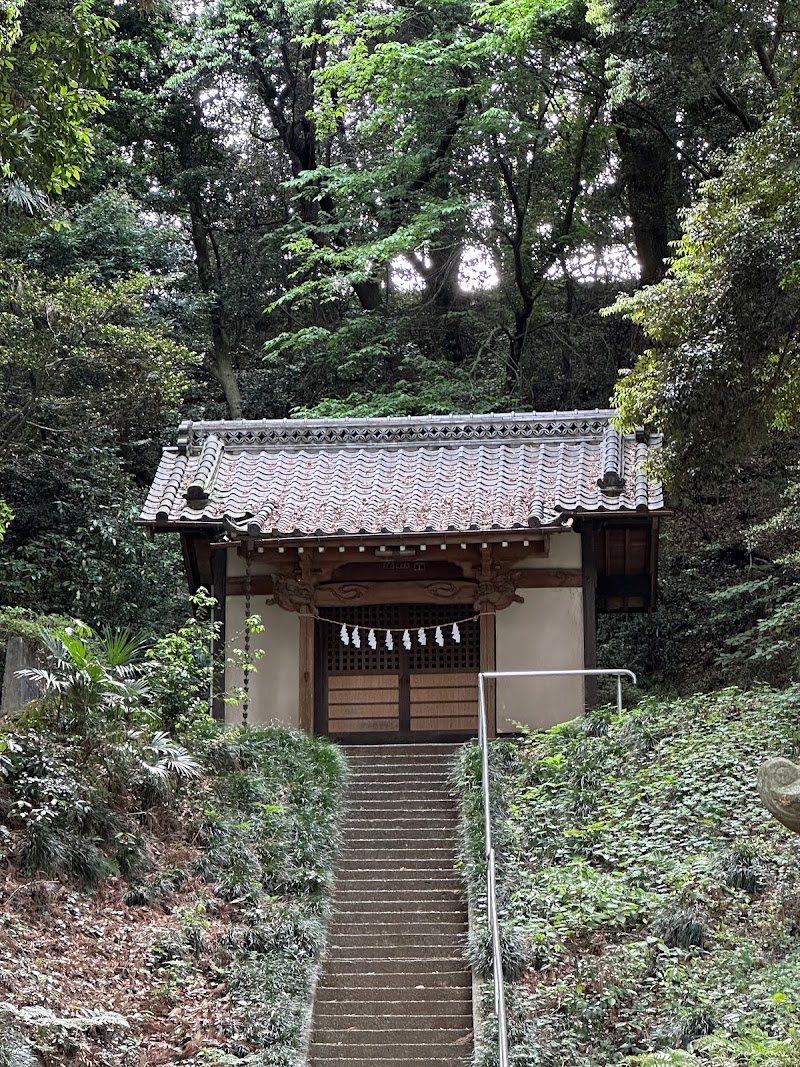 岩崎神社