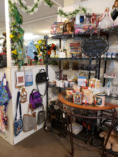 Keepers Corner LLC - Antique, Craft and Collectible Mall