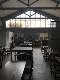 Atmosphère du Restaurant français L'Hospitalet à Sorbiers - n°16