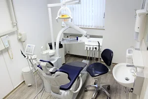 Zahnarztpraxis und Labor Dr. med. dent. Oliver Kuhlen & Dr. med. dent. Markus Lenders image