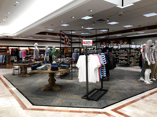 Department Store «Lord & Taylor», reviews and photos, 5 Woodfield Mall, Schaumburg, IL 60173, USA