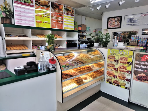 Donut Shop «BB Donuts», reviews and photos, 515 Westheimer Rd, Houston, TX 77006, USA