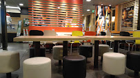 Atmosphère du Restauration rapide McDonald's à Saint-Germain-lès-Corbeil - n°10