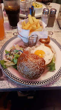 Hamburger du Restaurant américain Tommy's Diner Café à Sainte-Marie - n°10