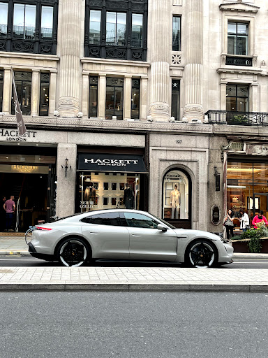 Hackett London Regent Street 193