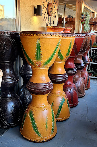 Muro's Clay Pots
