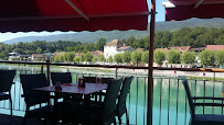 Atmosphère du Hôtel Restaurant au Fil de l'eau à Seyssel - n°6
