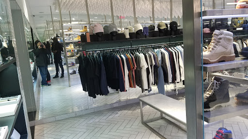 Clothing Store «Kith Brooklyn», reviews and photos, 233 Flatbush Ave, Brooklyn, NY 11217, USA