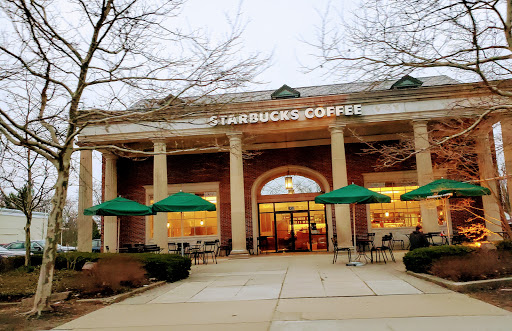 Coffee Shop «Starbucks», reviews and photos, 2450 E Main St, Bexley, OH 43209, USA