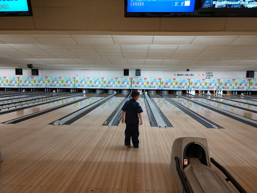 Bowling Alley «Tarheel Lanes», reviews and photos, 3275 Asheville Hwy, Hendersonville, NC 28791, USA