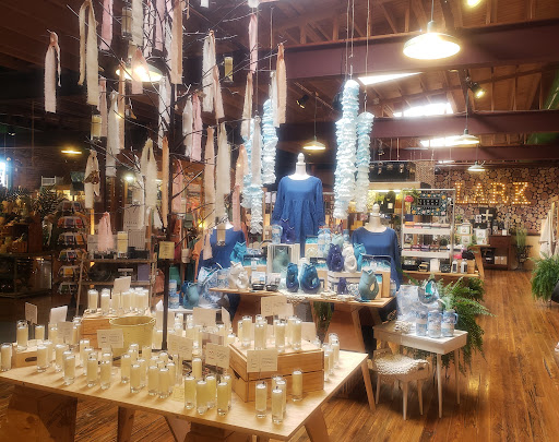 Gift Shop «Lark Gifts», reviews and photos, 17 Lincoln Square, Gettysburg, PA 17325, USA