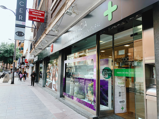 Información y opiniones sobre Alcocer Farmacia de Burjasot