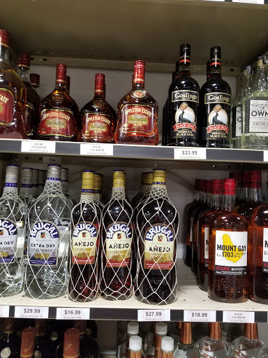 Shopping Mall «Five Towns Shopping Center», reviews and photos, 253-01 Rockaway Blvd, Rosedale, NY 11422, USA