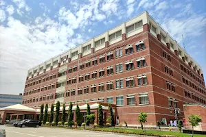 Shaukat Khanum Memorial Cancer Hospital and Research Centre, Peshawar image