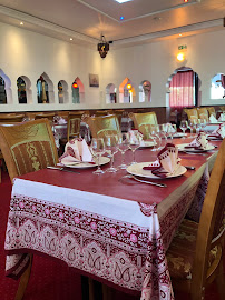 Atmosphère du Restaurant indien Restaurant Agra Laval - n°2