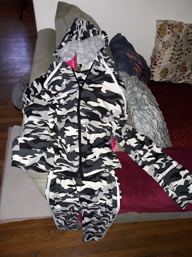 Clothing Store «Ross Dress for Less», reviews and photos, 711 W Redondo Beach Blvd, Gardena, CA 90247, USA