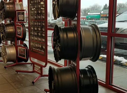 Tire Shop «Discount Tire», reviews and photos, 5505 South La Grange Road, Countryside, IL 60525, USA