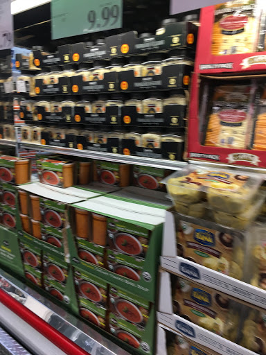 Warehouse store «Costco Wholesale», reviews and photos, 5901 Redwood Dr, Rohnert Park, CA 94928, USA