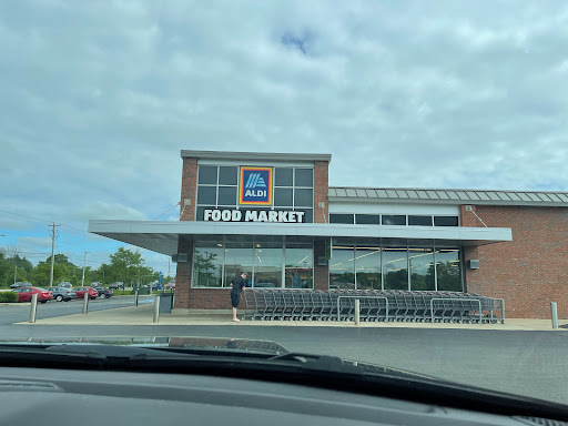 Supermarket «ALDI», reviews and photos, 8156 Orange Centre Dr, Lewis Center, OH 43035, USA