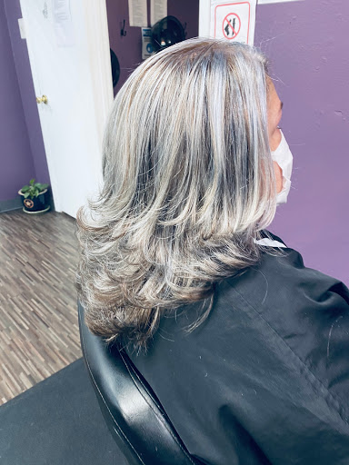 Beauty Salon «Iluciones Beauty Salon», reviews and photos, 834 Fort Worth St, Grand Prairie, TX 75050, USA