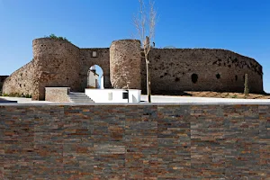 Castle of Redondo image