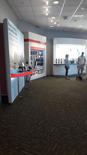 Cell Phone Store «Verizon», reviews and photos, 10120 W McDowell Rd #100, Avondale, AZ 85392, USA