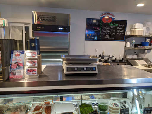 Seafood Market «Dorr Lobster Seafood Market», reviews and photos, 372 Shore Rd, Ellsworth, ME 04605, USA