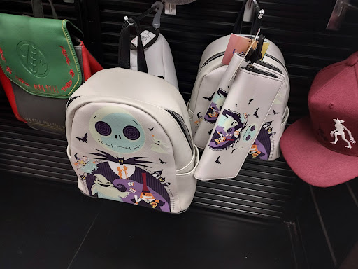 Video Game Store «GameStop», reviews and photos, 30042 Grand River Ave, Farmington Hills, MI 48336, USA