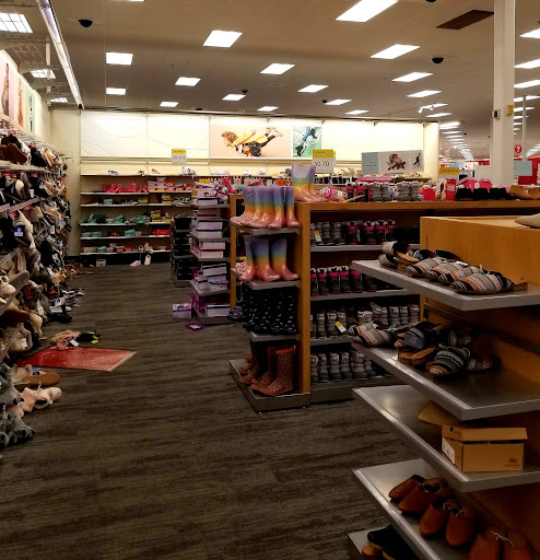 Department Store «Target», reviews and photos, 155 Mountaineer Dr, Stroudsburg, PA 18360, USA