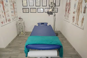 Revitia - gabinet fizjoterapii, masaż, rehabilitacja image