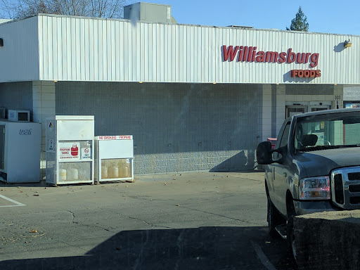 Grocery Store «Williamsburg Foods», reviews and photos, 103 W Walnut St, Williamsburg, IA 52361, USA