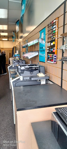 Shipping and Mailing Service «The UPS Store», reviews and photos, 204-17 Hillside Avenue, Hollis, NY 11423, USA