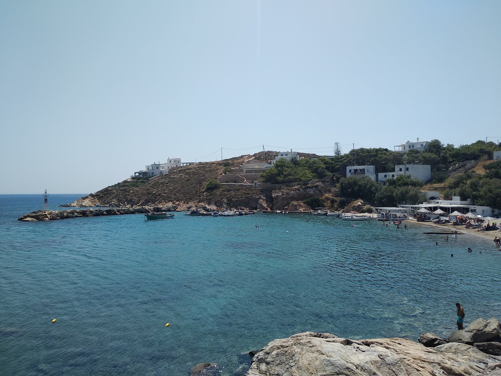 Paralia Achladi'in fotoğrafı çok temiz temizlik seviyesi ile