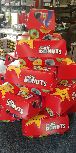 Movie Theater «AMC Fiesta Square 16», reviews and photos, 3033 N College Ave, Fayetteville, AR 72703, USA