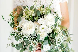 Judy's Flowers & Gifts Inc. image