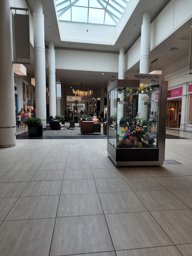 Shopping Mall «Monmouth Mall», reviews and photos, 180 New Jersey 35, Eatontown, NJ 07724, USA