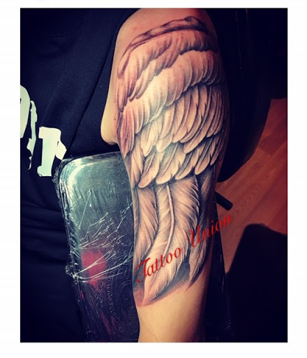 Explore tattoo family tree ideas, creative tattoo ideas in Chicago, available at TATTOO UNION CHICAGO