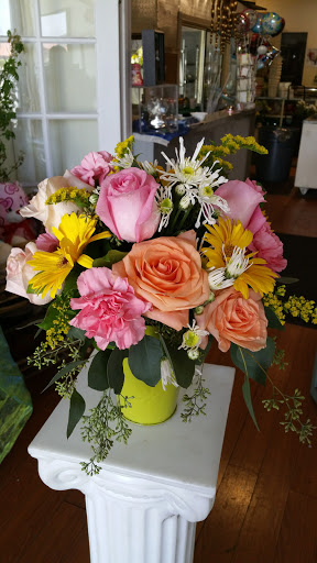 Florist «Botanica Florist», reviews and photos, 1740 E Huntington Dr, Duarte, CA 91010, USA