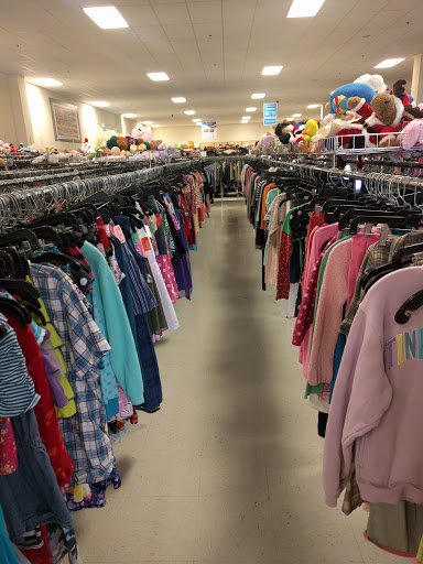 Thrift Store «Amvets Thrift Stores», reviews and photos, 109 S Seven Oaks Dr, Knoxville, TN 37922, USA