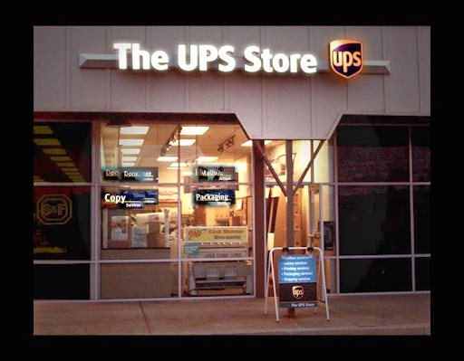 Shipping and Mailing Service «The UPS Store», reviews and photos, 320 Commons Dr, Parkesburg, PA 19365, USA