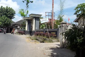 Kantor Desa Beleka, Praya Timur, Lombok Tengah, NTB image