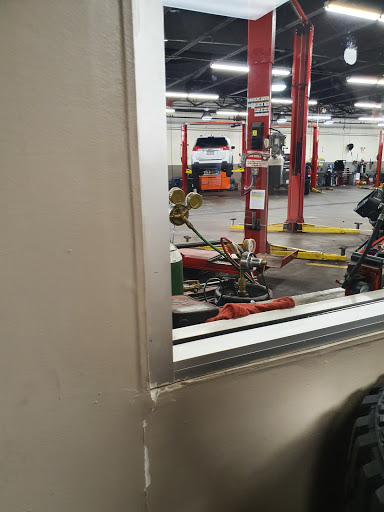 Tire Shop «Firestone Complete Auto Care», reviews and photos, 100 Lehigh Valley Mall, Whitehall, PA 18052, USA