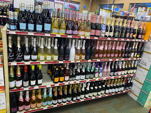 Liquor Store «Liquor World At Camelot», reviews and photos, 808 Lyndon Ln #101, Louisville, KY 40222, USA