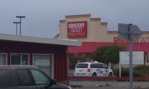 Grocery Store «Grocery Outlet Bargain Market», reviews and photos, 625 Commercial St, Eureka, CA 95501, USA