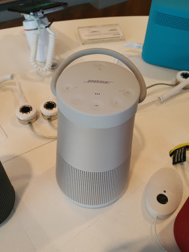 Cell Phone Store «Verizon», reviews and photos, 1910 Walnut St, Cary, NC 27518, USA