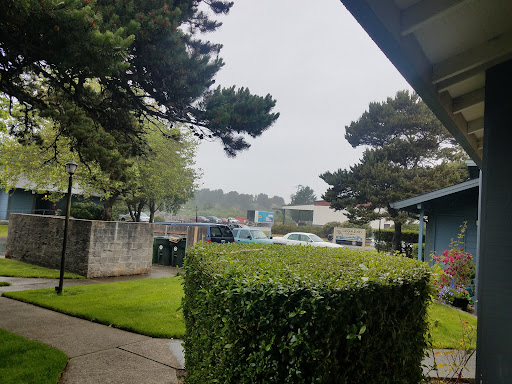 Siuslaw Dunes Apartments
